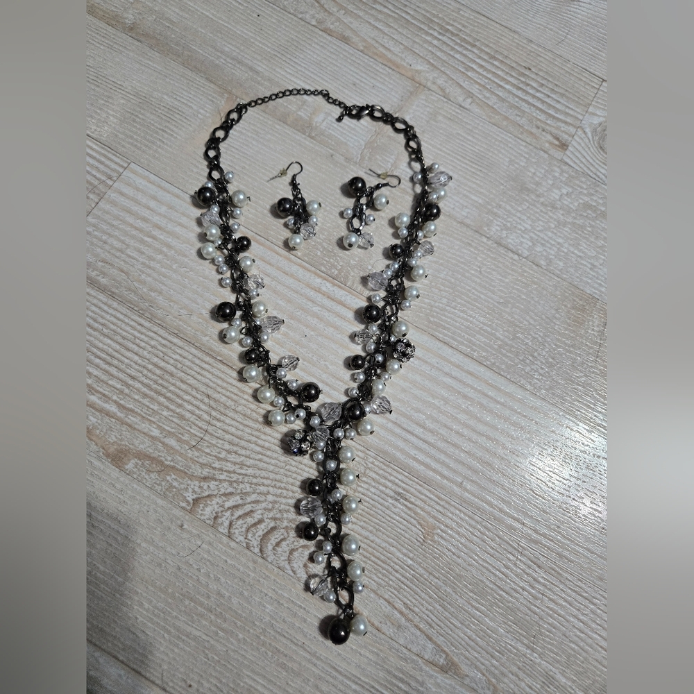 Gunmetal Cluster Necklace & Earring Set